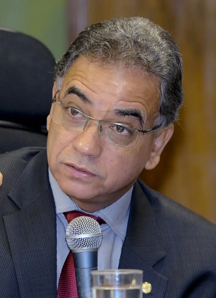 Ronaldo Fonseca em atividade parlamentar em 2012